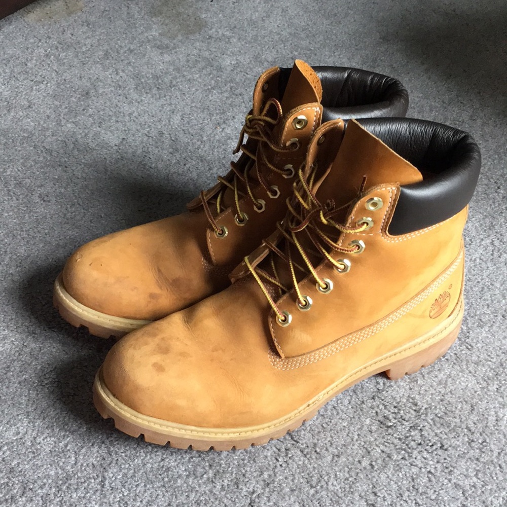 Men’s Classic Timberland Boots - Size 12